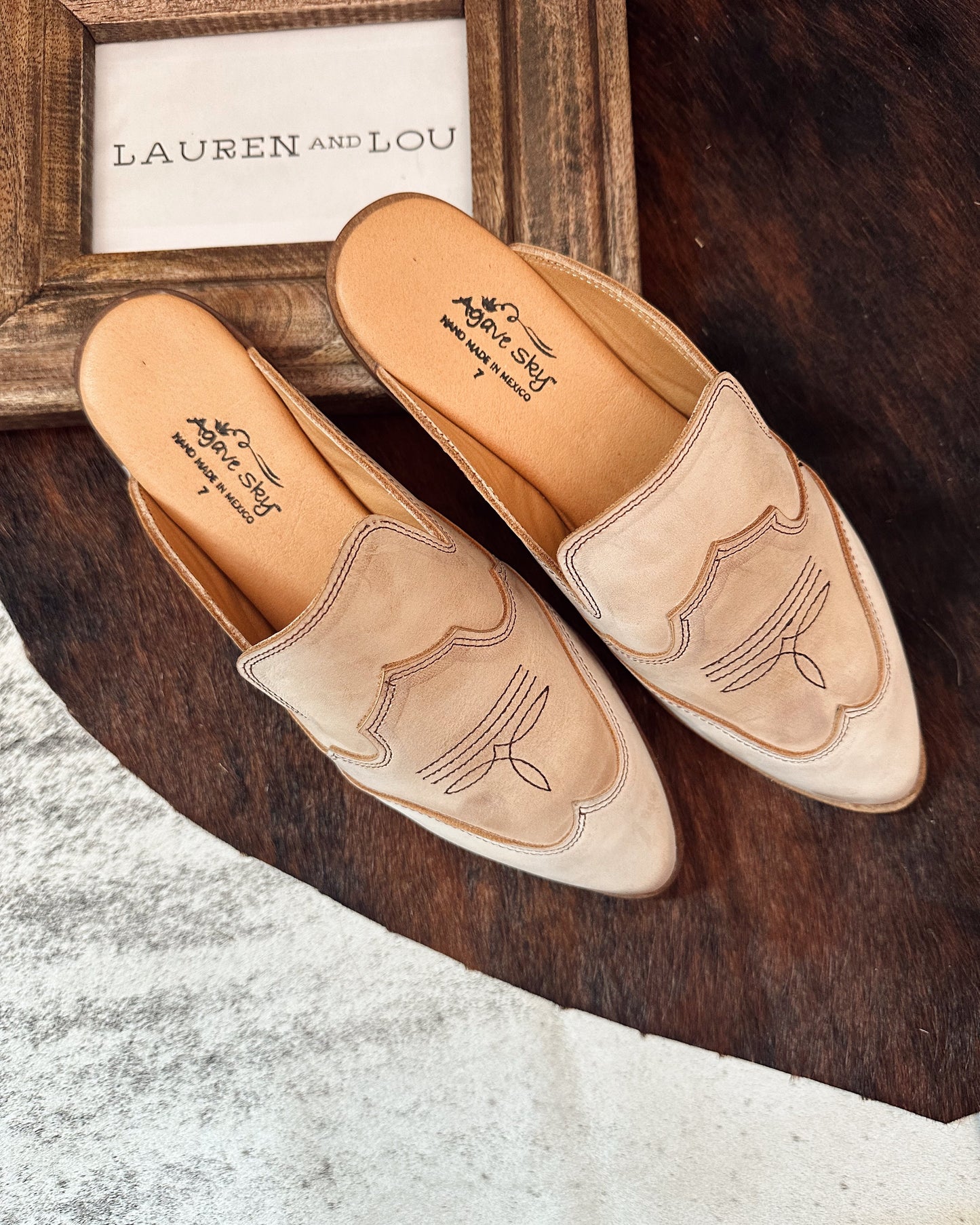 Adaire Classica Western Mule in Waxed Camel