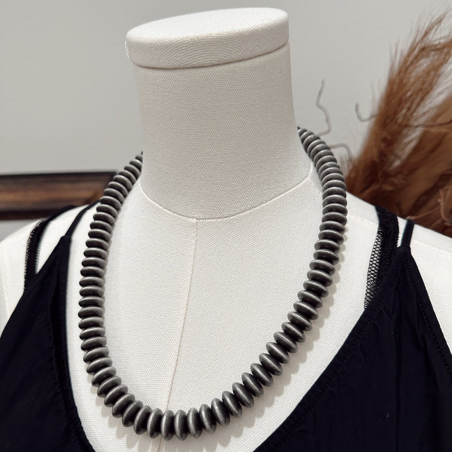 21" Roundel 15mm Pearls Necklace