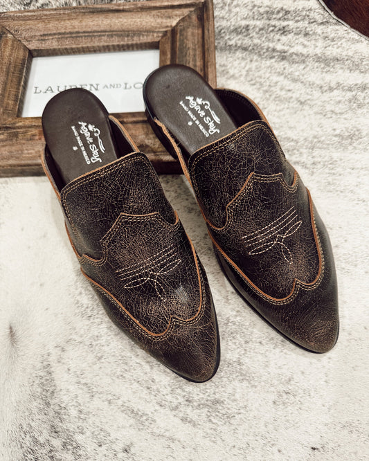 Adaire Classica Western Mule in Dinero Cafe